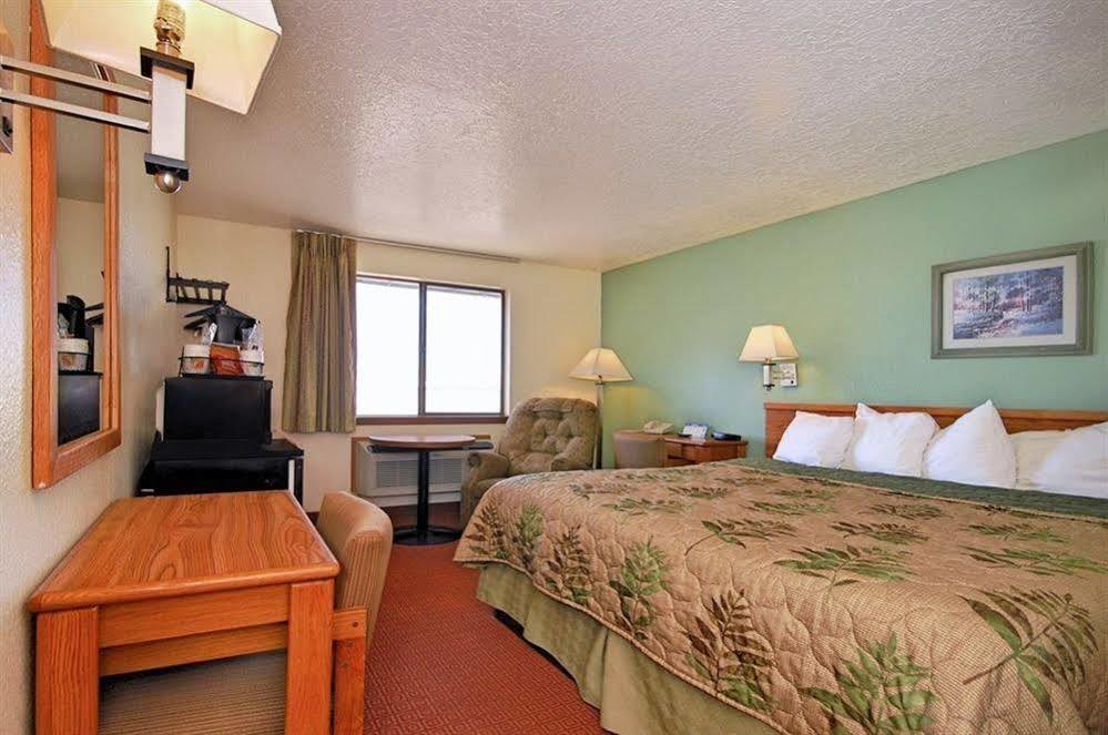 Super 8 By Wyndham Alamogordo - White Sands Bagian luar foto